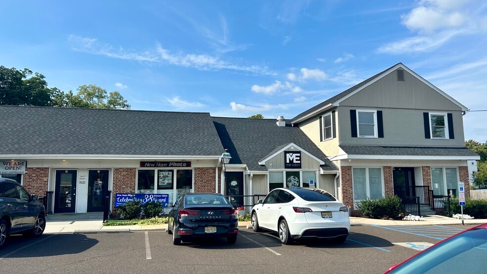 Primary Photo Of 352-362 W Bridge St, New Hope General Retail For Lease