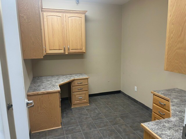 More Photos Of 45-50 Sunbelt Pky, Covington Warehouse For Sale