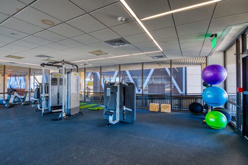 More Photos Of 2200 S Service Rd, Dallas Unknown For Lease