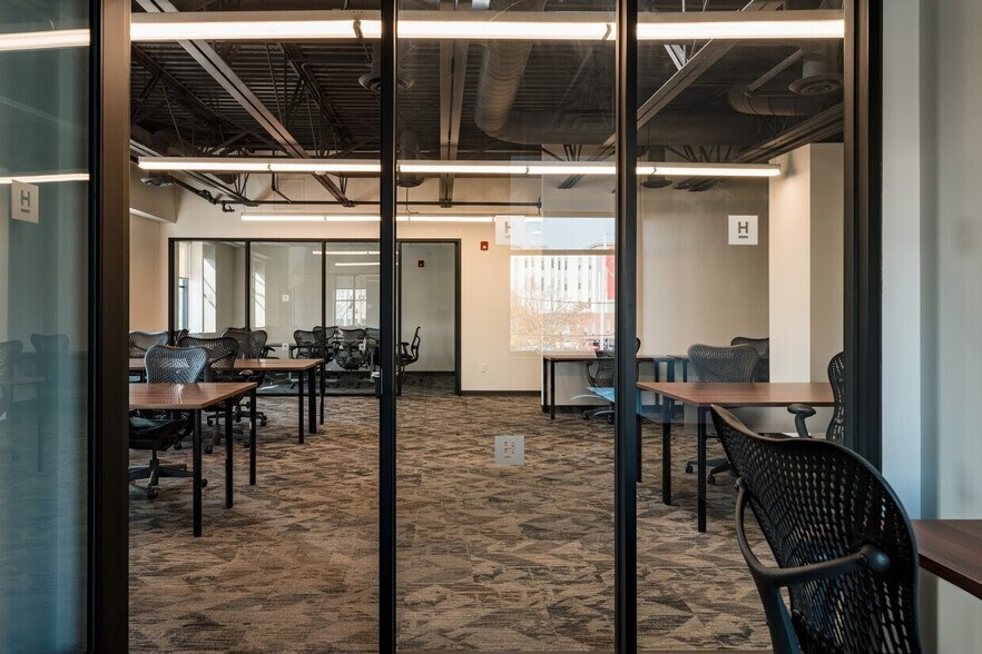 More Photos Of 505 Ellicott St, Buffalo Office Residential For Lease