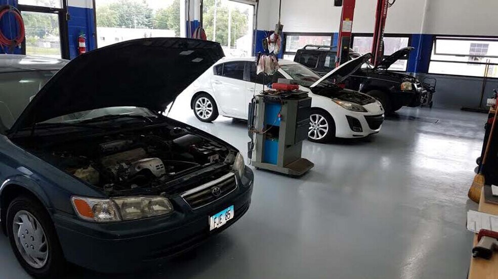 More Photos Of 321 Centreville, Belleville Industrial For Sale