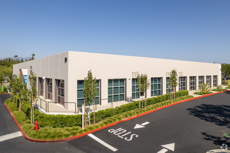 Primary Photo Of 18 Technology Dr, Irvine Light Distribution For Lease