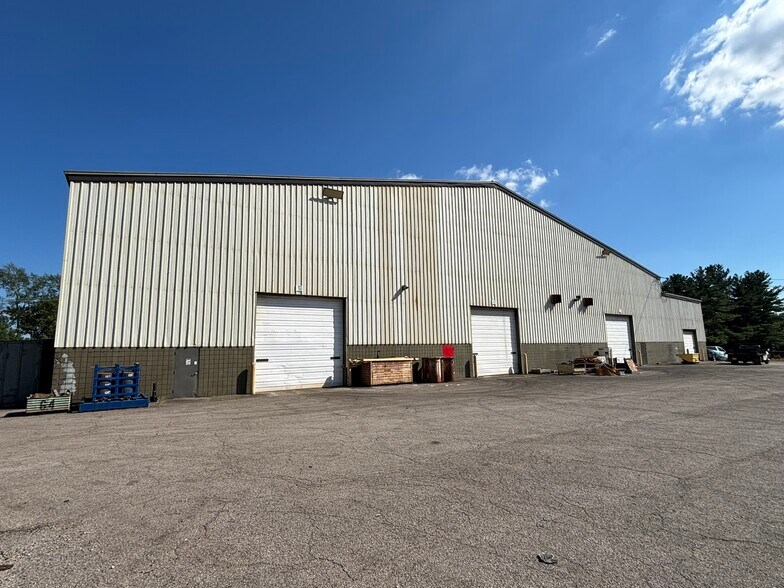 More Photos Of 223 Peterson Dr, Elizabethtown Warehouse For Sale