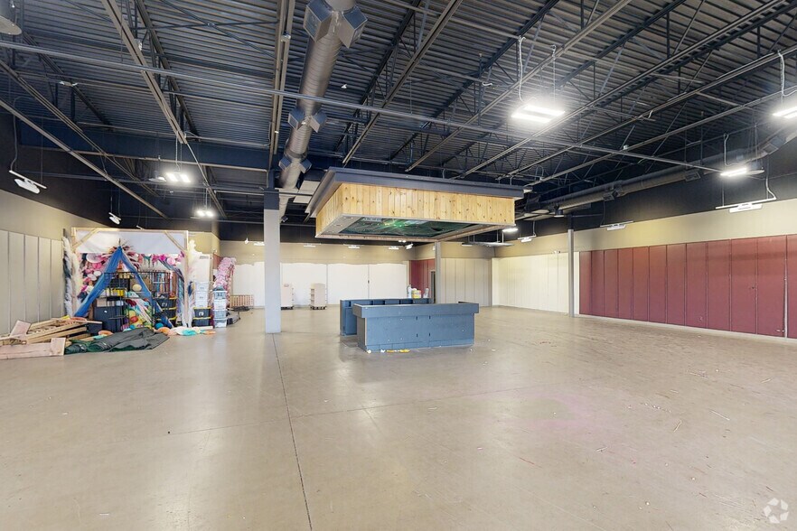 More Photos Of 5601-5753 McWhinney Blvd, Loveland General Retail For Sale