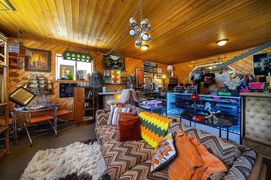 More Photos Of 41248 Big Bear Blvd, Big Bear Lake Storefront Retail Office For Sale