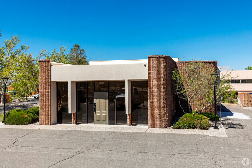 More Photos Of 10421 Montgomery Parkway Loop NE, Albuquerque Medical For Sale