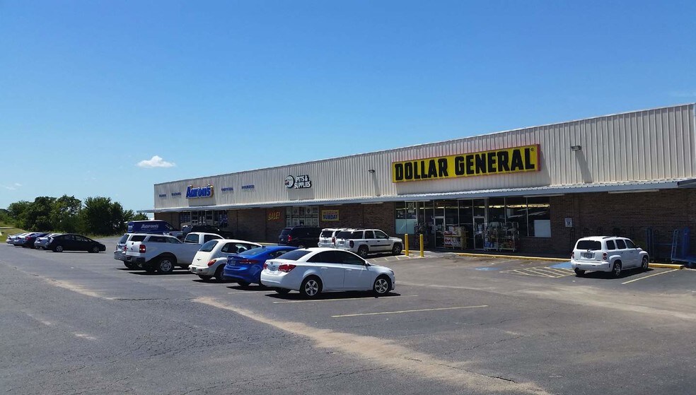 More Photos Of 1300 S FM 51, Decatur Fast Food For Sale