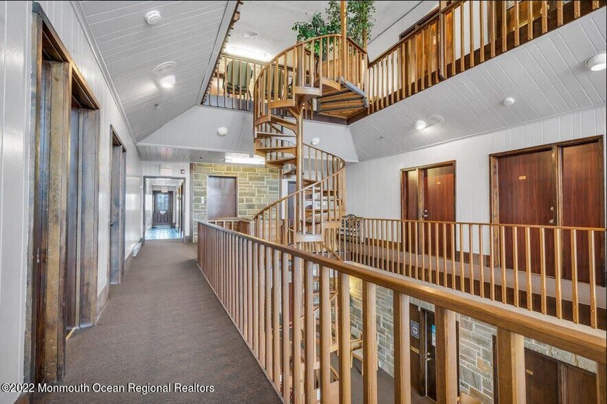 More Photos Of 445 Brick Blvd, Brick Medical For Lease