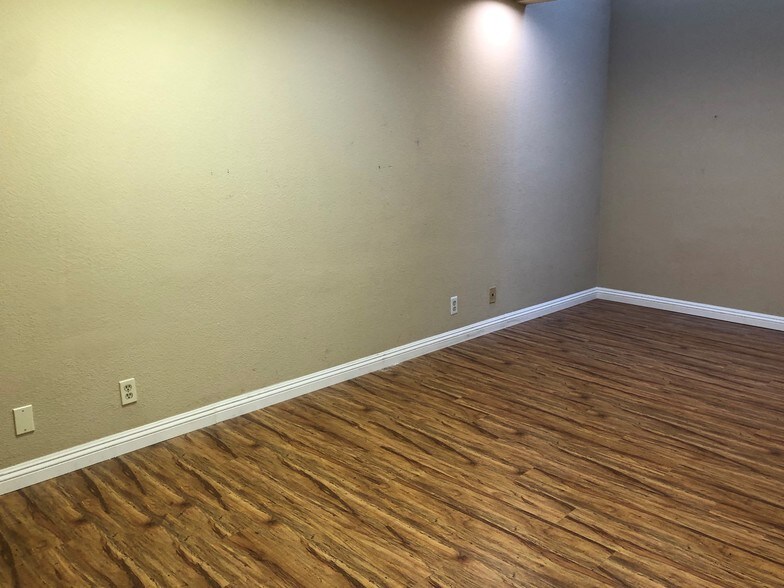 More Photos Of 1217 Buena Vista St, Duarte Office For Lease