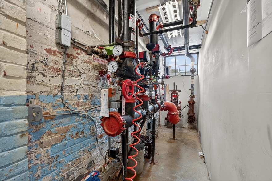 More Photos Of 27 Washington St, Westfield Apartments For Sale