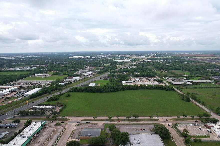 More Photos Of 0 Ambrose St, Houston Land For Sale