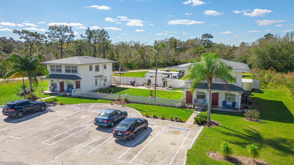 More Photos Of 6900 Miami Dr, Indian Lake Estates Apartments For Sale