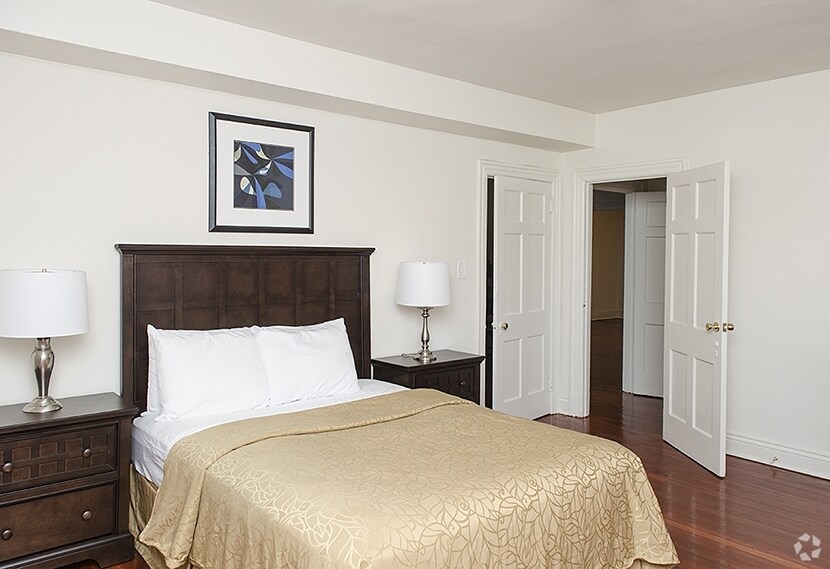 More Photos Of 3000 Connecticut Ave NW, Washington Apartments For Lease