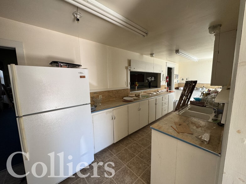More Photos Of 119 S 3rd W, Aberdeen Religious Facility For Sale
