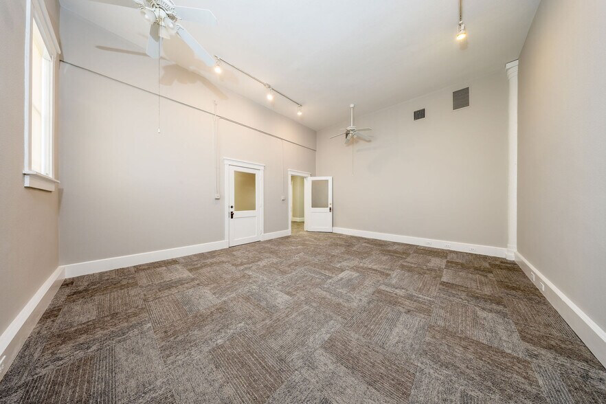 More Photos Of 121 E 1st St, Sanford Office Residential For Sale