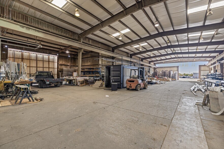 More Photos Of 1827 170th E Ave, Tulsa Industrial For Lease