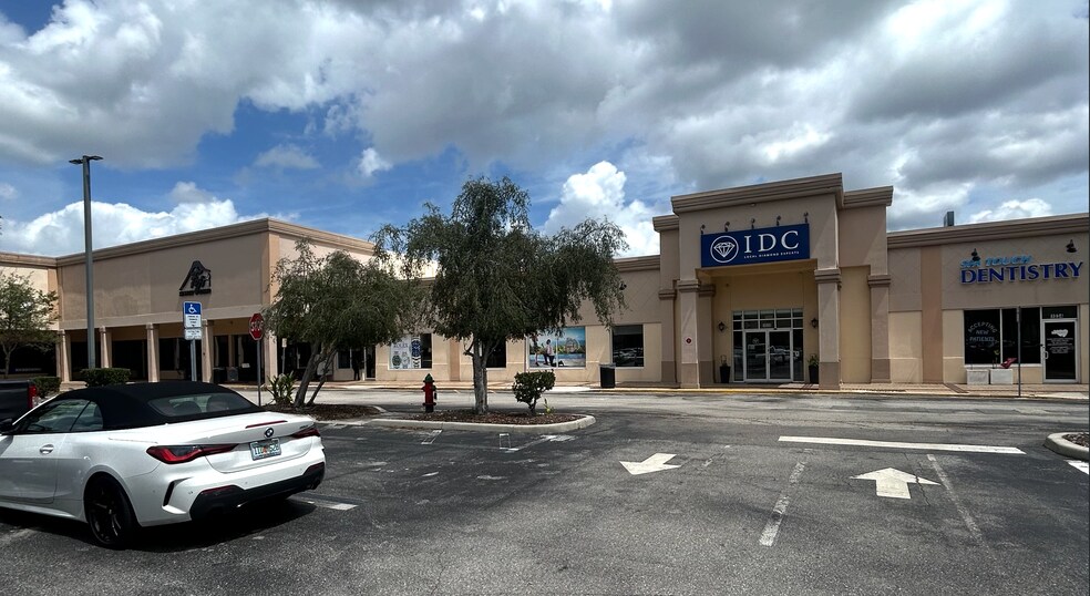 More Photos Of 249 W State Road 436, Altamonte Springs Storefront For Lease