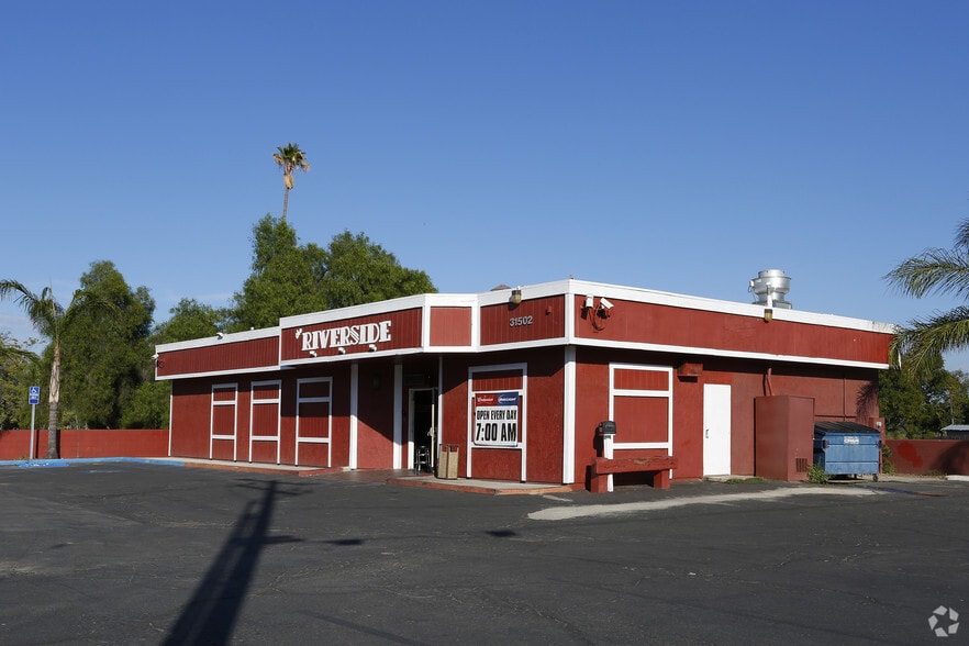 More Photos Of 31502 Riverside Dr, Lake Elsinore Restaurant For Sale