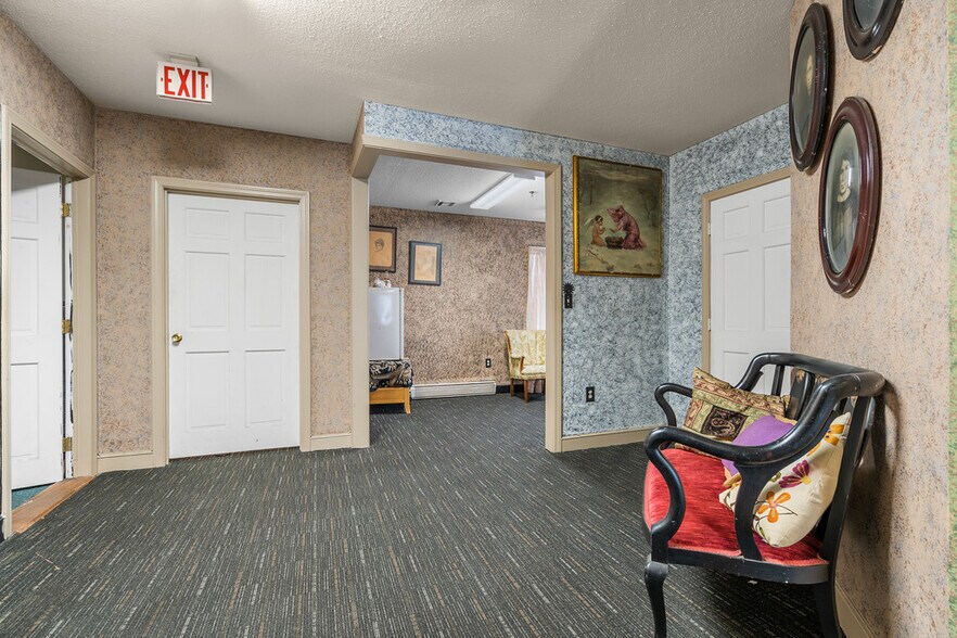 More Photos Of 56 N Bedford St, East Bridgewater Office For Sale