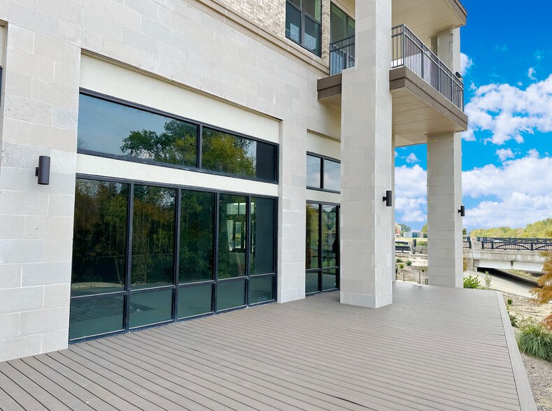 More Photos Of 2700 Old Denton Rd, Carrollton Apartments For Lease