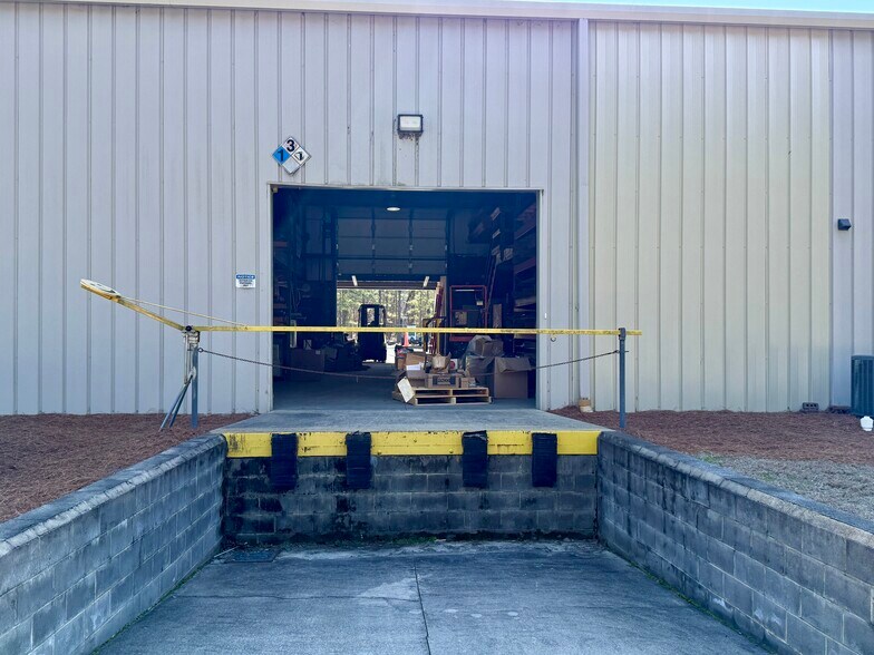 More Photos Of 7718 NC 22 Hwy, Carthage Warehouse For Lease