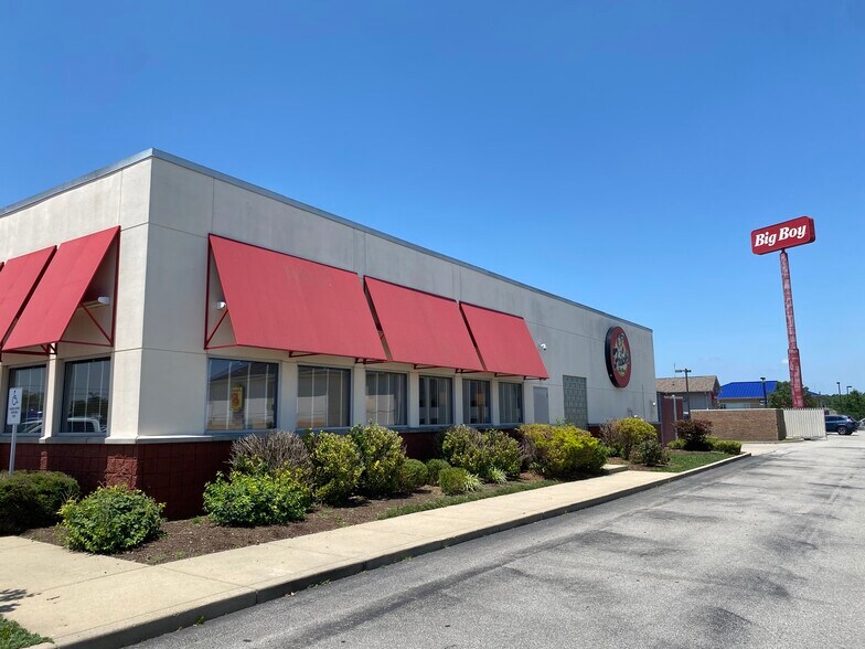 More Photos Of 157 Keystone Crossroad Dr, Shepherdsville Restaurant For Lease