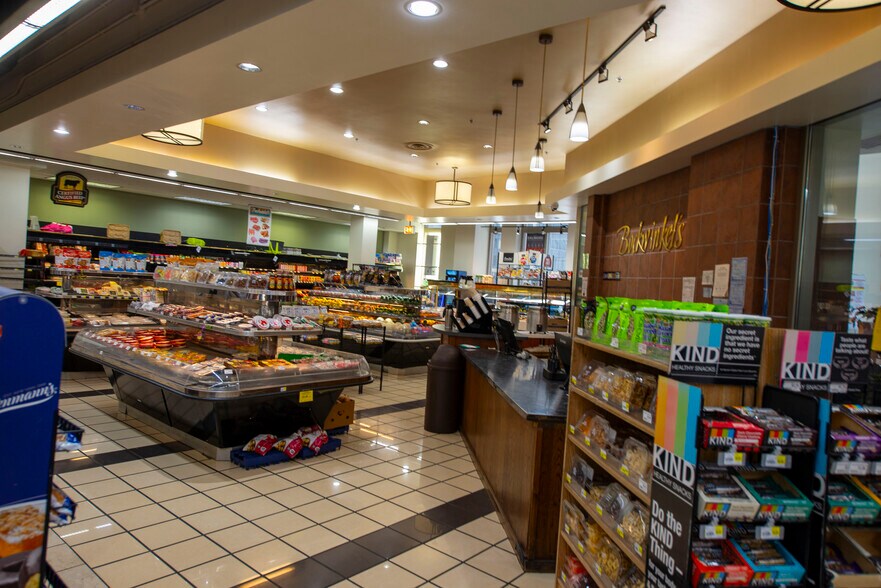 More Photos Of 222 N Columbus Dr, Chicago Apartments For Lease