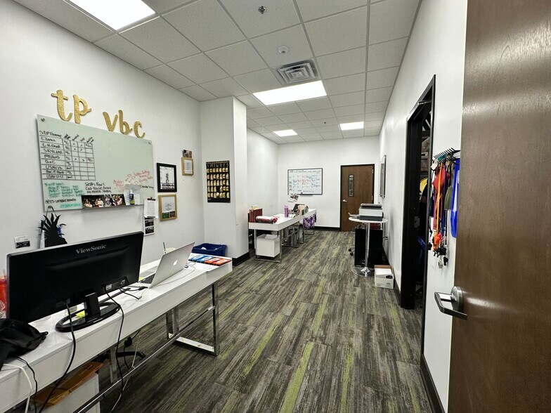 More Photos Of 200 Intertech Pky, Angola Health Club For Lease