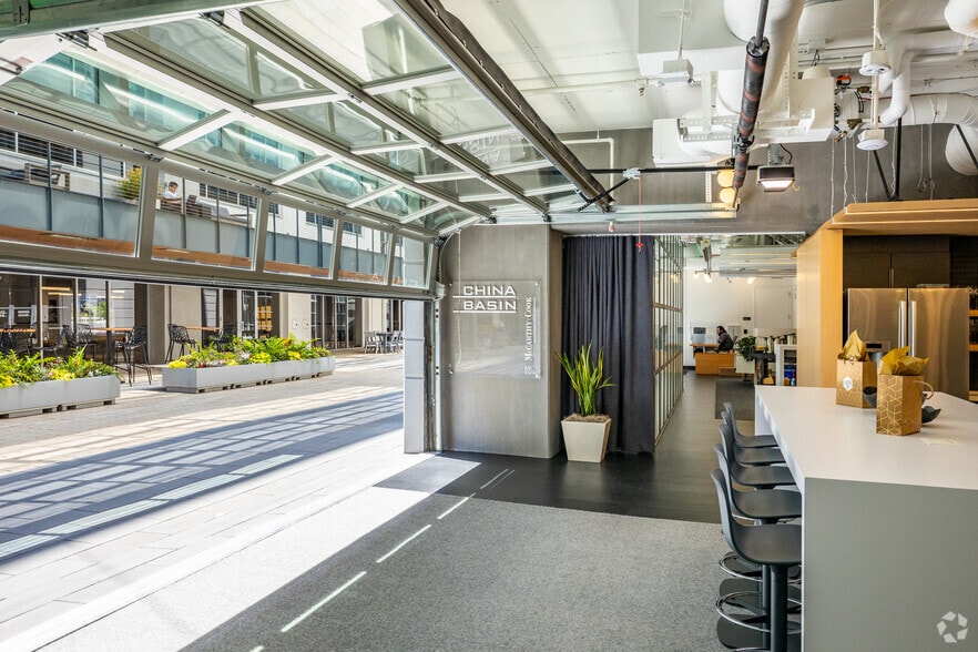 More Photos Of 185 Berry St, San Francisco Unknown For Lease