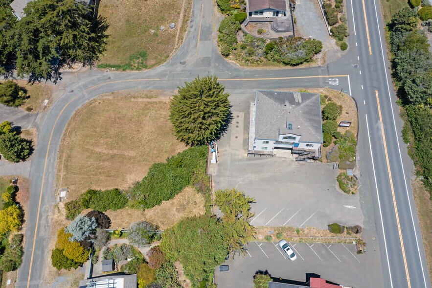 More Photos Of 39000 1 hwy, Gualala Flex For Sale
