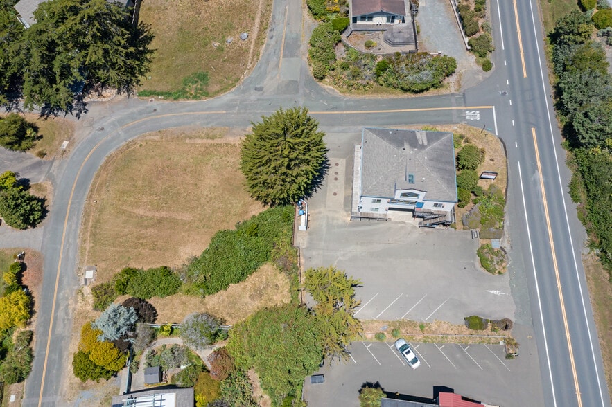 More Photos Of 39000 Highway 1, Gualala Medical For Sale