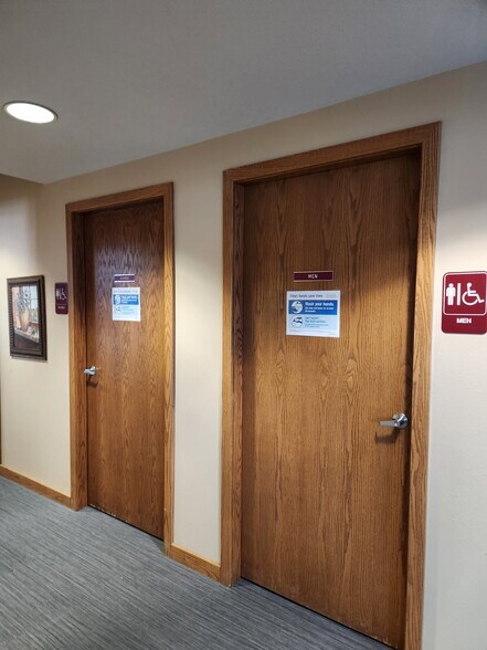 More Photos Of 3995 Hagers Grove Rd Se, Salem Office Residential For Lease