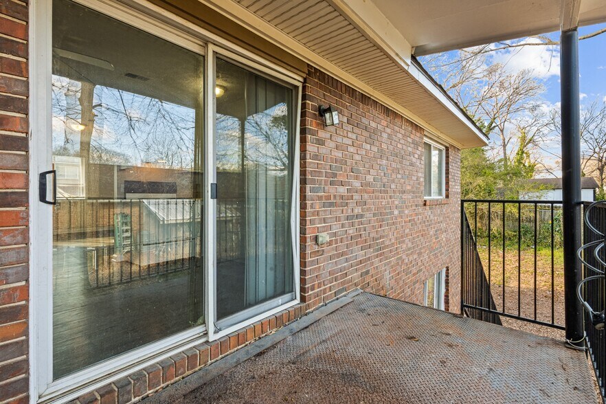 More Photos Of 110 Johnson St, Cartersville Apartments For Sale