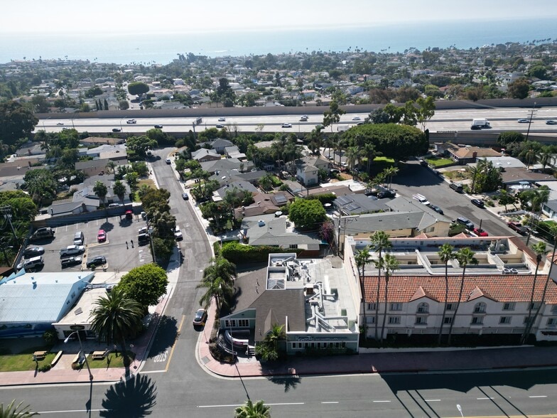 More Photos Of 2016 S El Camino Real, San Clemente Freestanding For Sale