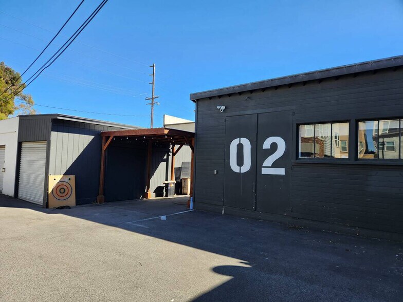 More Photos Of 2020 Placentia Ave, Costa Mesa Manufacturing For Lease