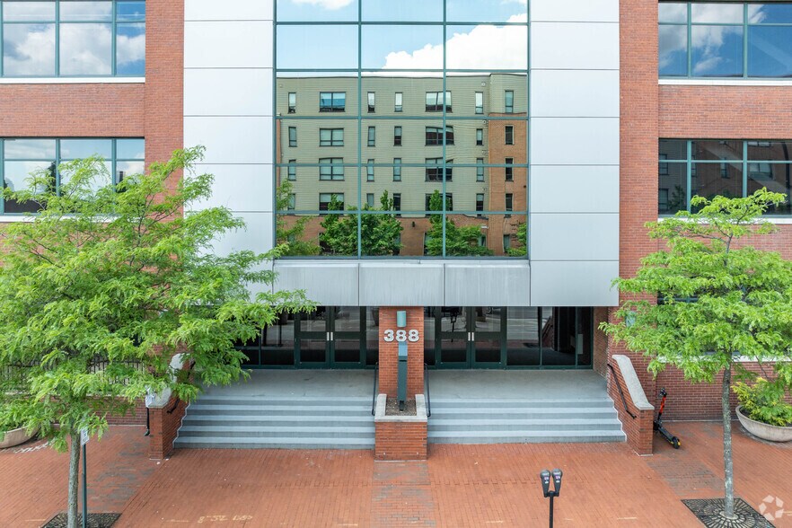 More Photos Of 388 S Main St, Akron Office For Lease