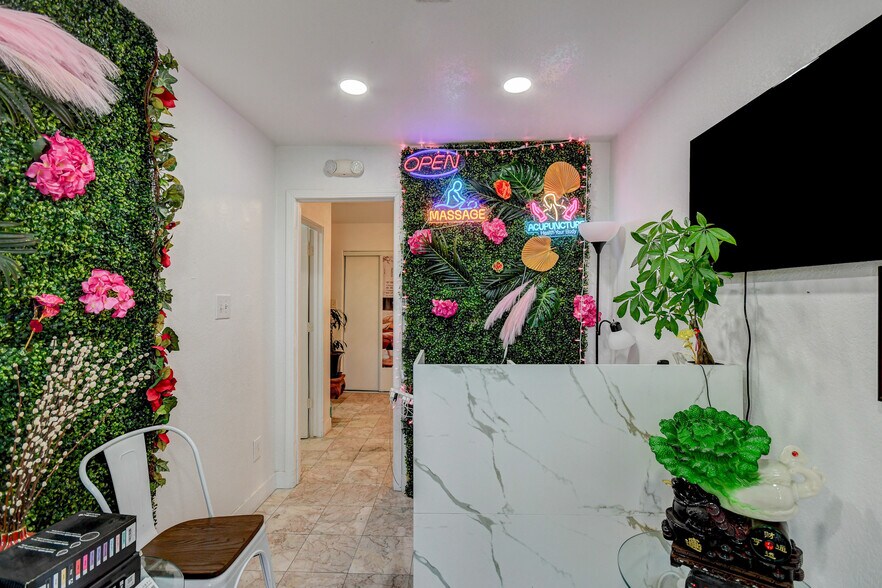 More Photos Of 3097 S Decatur Blvd, Las Vegas Office Residential For Sale