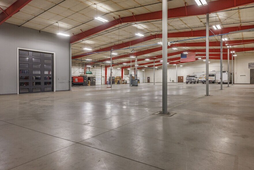 More Photos Of 1151 Industry Rd, Sturgis Manufacturing For Sale