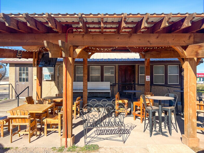 More Photos Of 319 Oklahoma Blvd, Alva Restaurant For Sale