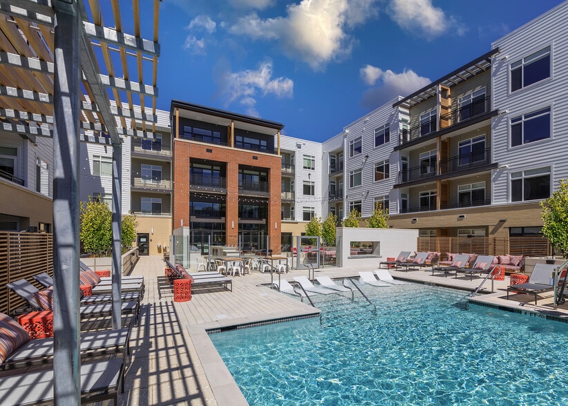 More Photos Of 1801 Chapman Ave, Rockville Apartments For Lease