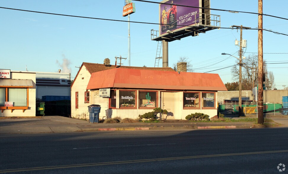 Primary Photo Of , Seattle General Retail For Sale