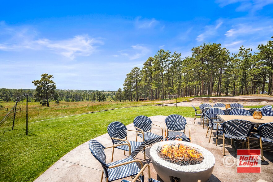 More Photos Of 4225 Walker Rd, Colorado Springs Flex For Sale
