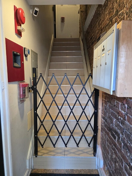 More Photos Of 1203 U St NW, Washington Storefront Retail Residential For Sale