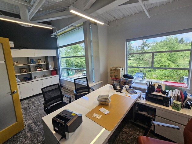 More Photos Of 5489 Byrne Rd, Burnaby Light Manufacturing For Sale