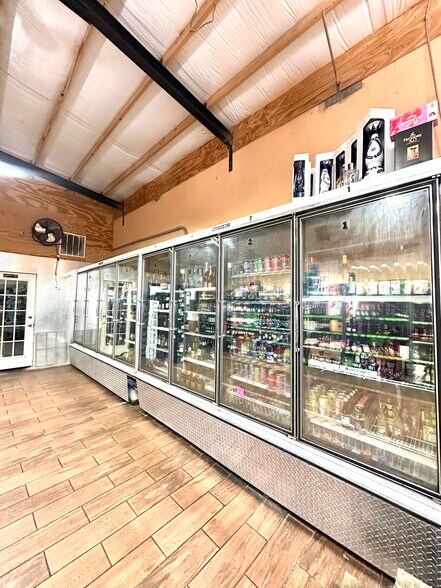 More Photos Of 103 W Monroe Ave, Okolona Convenience Store For Sale