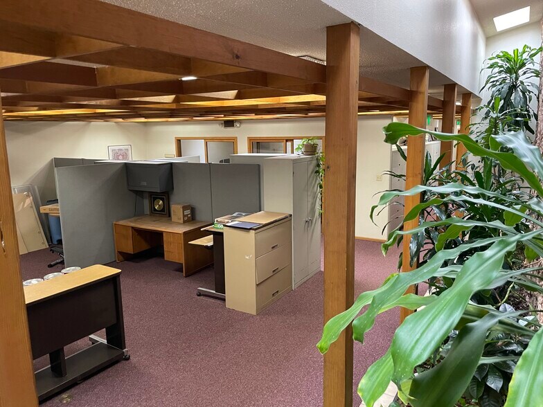 More Photos Of 924 S Virginia St, Reno Loft Creative Space For Sale