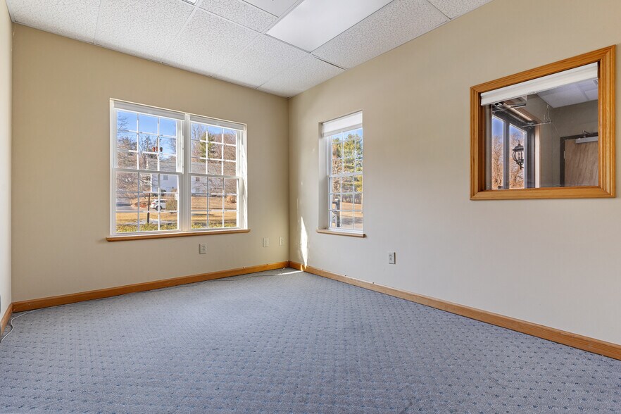 More Photos Of 128 Litchfield Rd, New Milford Medical For Sale