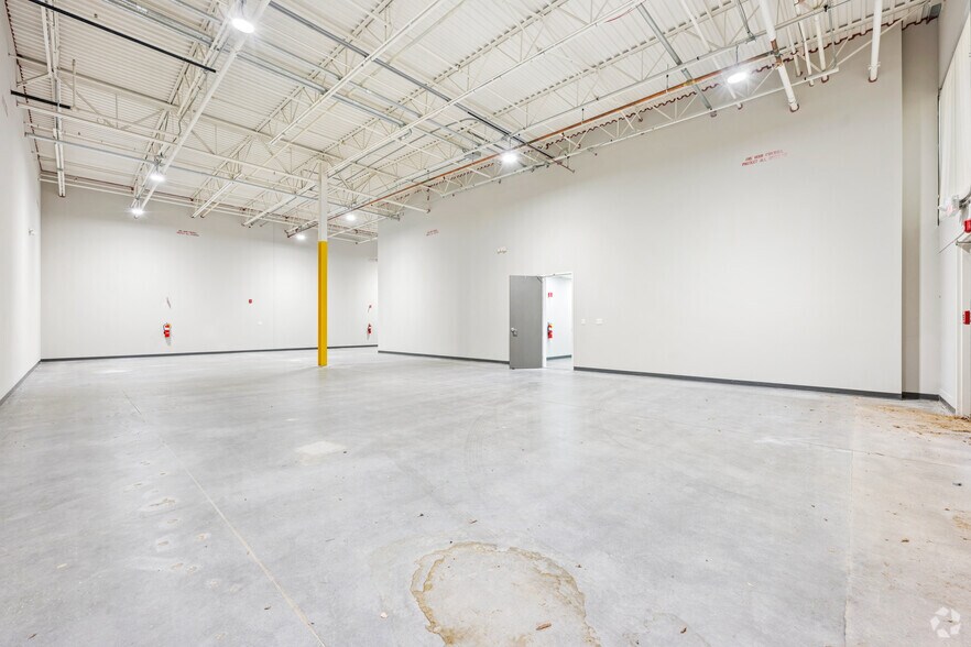 More Photos Of 3500 Loop Rd, McDonough Warehouse For Lease