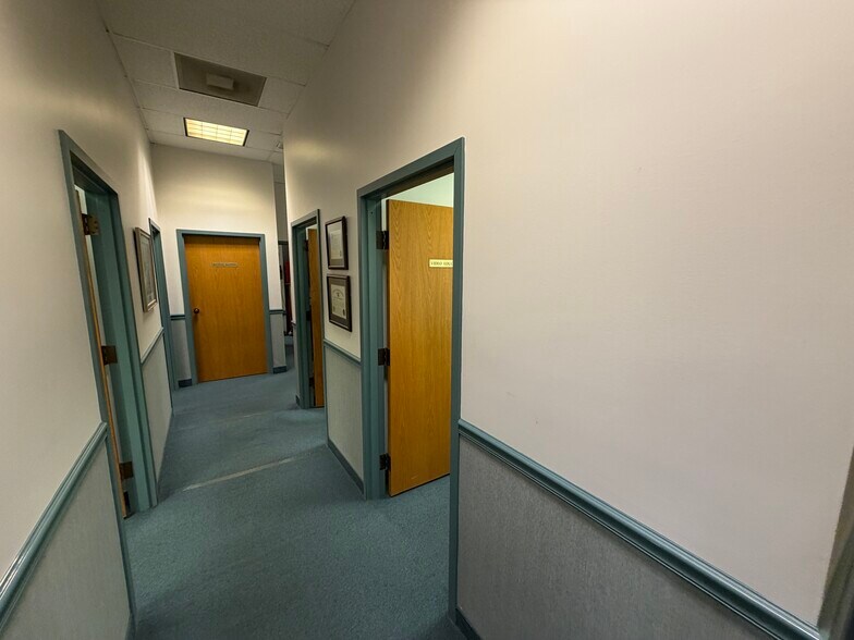 More Photos Of 107 Kingsway Rd, Brandon Medical For Sale