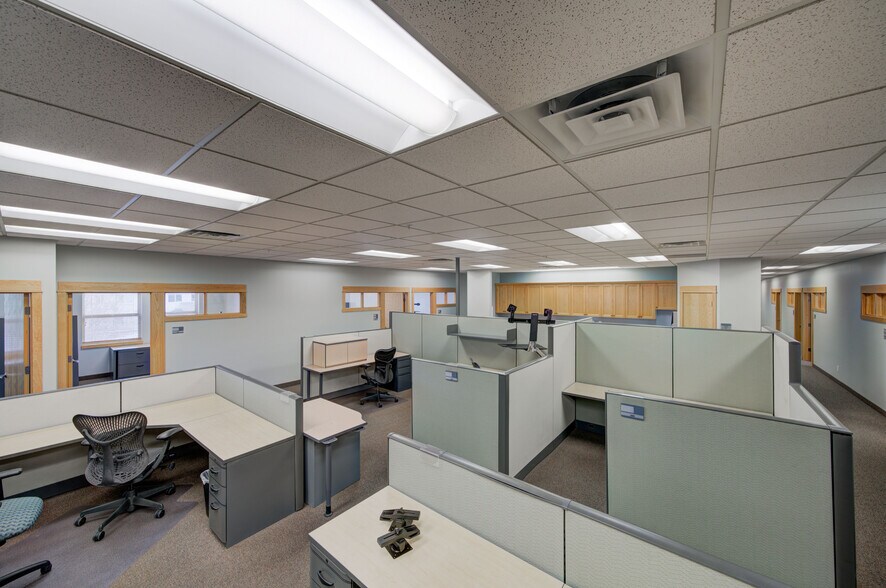 More Photos Of 40 Enterprise Blvd, Bozeman Office For Sale